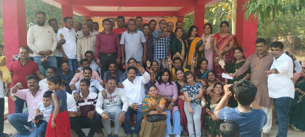 ମା ଭୈରବୀ ପୀଠରେ କେବି ଏକାଡେମୀ ହାଇସ୍କୁଲର ଛାତ୍ରଛାତ୍ରୀମାନଙ୍କ ବନ୍ଧୁମିଳନ