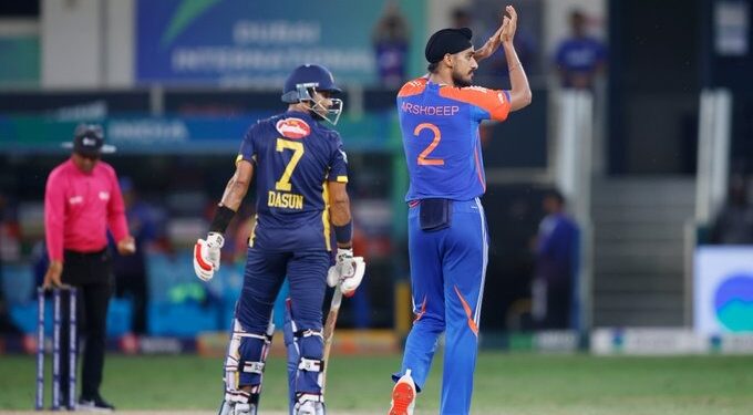 ଶ୍ରୀଲଙ୍କାକୁ ସୁପର ଓଭରରେ ପରାସ୍ତ କରିଛି ଭାରତ