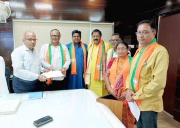 ନୁଆପଡା ଉପନିର୍ବାଚନ ପାଇଁ ଜାଣନ୍ତୁ ବିଜେପିର ଷ୍ଟାର ପ୍ରଚାରକ କିଏ ? ନୁଆପଡା ଉପନିର୍ବାଚନ ପାଇଁ ଜାଣନ୍ତୁ ବିଜେପିର ଷ୍ଟାର ପ୍ରଚାରକ କିଏ ?