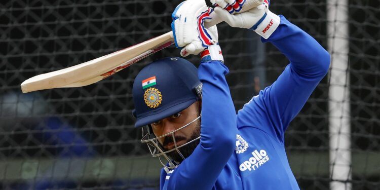 ଭାରତର ବ୍ୟାଟିଂ ଆରମ୍ଭରୁ ବିପର୍ଯ୍ୟୟ, ବିରାଟ ଶୂନରେ ଆଉଟ୍