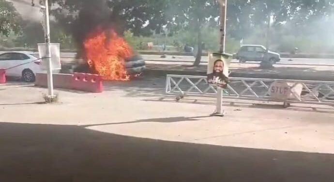 ଇସଲାମାବାଦ ହାଇକୋର୍ଟ ନିକଟରେ କାର୍ ବିସ୍ଫୋରଣ, ୯ ମୃତ ଇସଲାମାବାଦ ହାଇକୋର୍ଟ ନିକଟରେ କାର୍ ବିସ୍ଫୋରଣ, ୯ ମୃତ