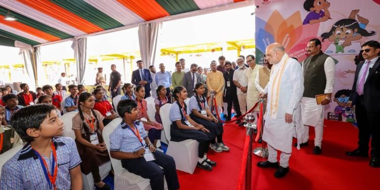 ପୁସ୍ତକ କେବଳ ଜ୍ଞାନର ଉତ୍ସ ନୁହେଁ ବରଂ ବ୍ୟକ୍ତିତ୍ୱ ବିକାଶର ଏକ ଗୁରୁତ୍ୱପୂର୍ଣ୍ଣ ମାଧ୍ୟମ