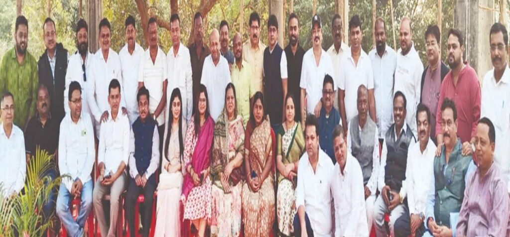 ବିଜେଡି ନେତାଙ୍କ ବନ୍ଧୁମିଳନ : ଏକାଠି ହେଲେ ୪୦ରୁ ଅଧିକ ପୂର୍ବତନ ବିଧାୟକ
