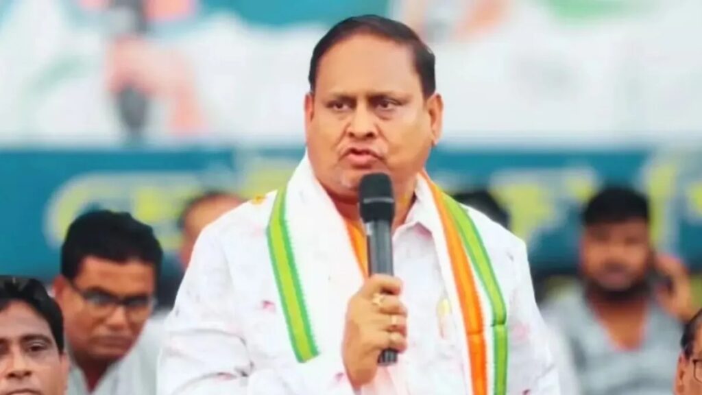 ବାବ୍ରି ମସଜିଦ୍‌ ନିର୍ମାଣ ଘୋଷଣା କରିଥିଲେ, ଟିଏମସି  ହୁମାୟୁଁ କବୀରଙ୍କୁ ଦଳରୁ ବହିଷ୍କୃତ କଲା