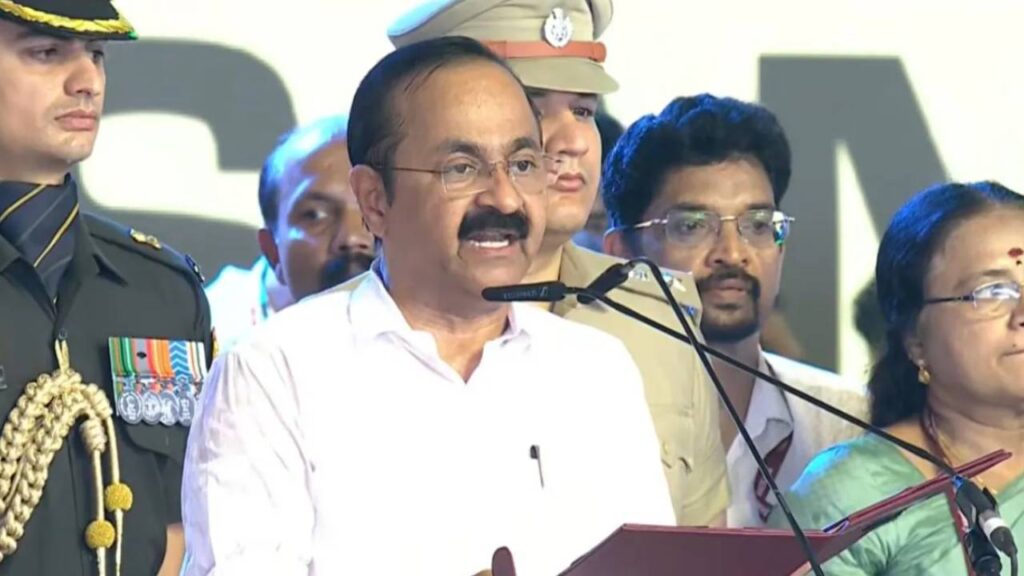 କେରଳମରେ ଆଜିଠୁ ନୂଆ ସରକାର; ମୁଖ୍ୟମନ୍ତ୍ରୀ ଭାବେ ଶପଥ ନେଲେ ଭିଡି ସତିସନ୍