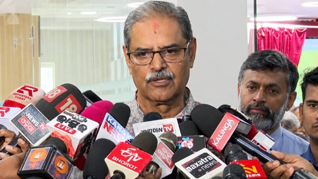 ଅତିଷ୍ଠ କଲାଣି ଅସହ୍ୟ ଗରମକୁ ଅଘୋଷିତ ବିଦ୍ୟୁତ କାଟ୍, ଶୀଘ୍ର ରିଷ୍ଟୋର ପାଇଁ ବ୍ୟବସ୍ଥା କରୁଛୁ: ଶକ୍ତିମନ୍ତ୍ରୀ