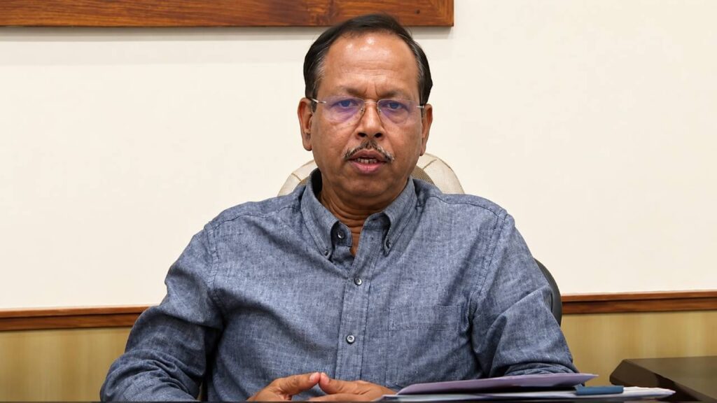 OERC ଅଧ୍ୟକ୍ଷ ପଦରୁ ଇସ୍ତଫା ଦେଲେ ପ୍ରଦୀପ ଜେନା, ଜାଣନ୍ତୁ କାହିଁକି?